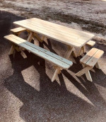 Outdoor Table/ picnic table