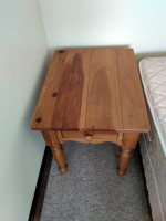 Ethan Allen Table