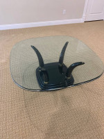 Center Table (REDUCED)HENREDON