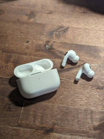 Apple Airpods Pro Gen 2