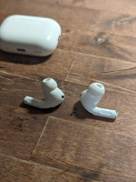 Apple Airpods Pro Gen 2