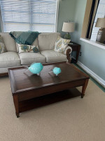 Coffee table/2 end tables