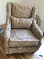 Gorgeous table and two Italian style chairs