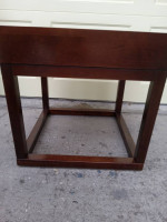 SQUARE WOOD END TABLE