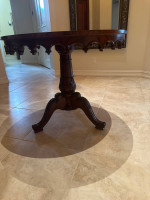 Round table