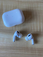 Apple AirPods Pro with MagSafe Charging Case