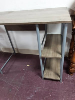 Desk /Table 7212