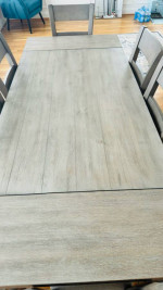 Dining table set