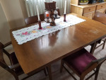 Dining room table& 5 chairs