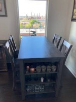 Kitchen/Dining Room Table and Chairs