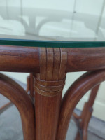 SIDE TABLE / NIGHTSTAND / END TABLE
