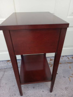 NIGHTSTAND, END TABLE, SIDE TABLE,OR PLANT STAND