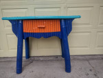 EYE CATCHING TABLE OR STAND