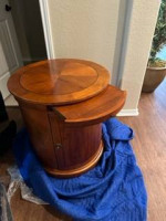 Beautiful Wood Circular End Table with Deep Storage & Pull-Out Drawer