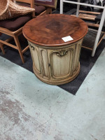Round Lamp Table 7453