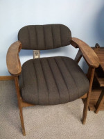 Chairs & Side Table w/ Lamp