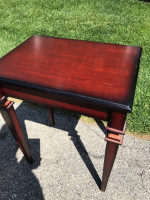 Nightstand – End table – Side table