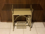 Antique Singer Treadle Sewing Machine Table (608 Perry)