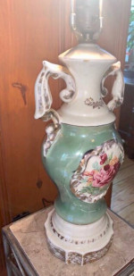 1940s Victorian Limoges Urich Handled Urn Style Table Lamp Flower Medallion Gold
