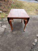 Drop Leaf Harvest Dining Room Table