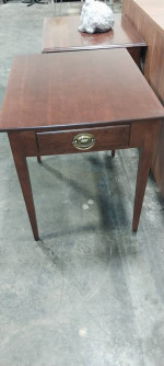 Mahogany End Table / Lamp Table