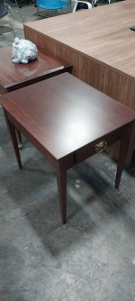 Mahogany End Table / Lamp Table