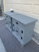 Ethan Allen Furniture 2 Pc Matching Nightstand/Side Table Set