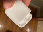 APPLE ORIGINAL AIRPODS CASE 2nd GENERATION