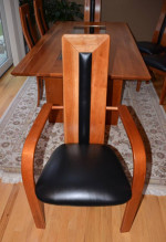 Dining room table - SOLID CHERRY WOOD - almost new (WISCONSIN)