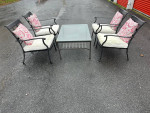 Beautiful Metal Conversation Set 4 Chairs and Table**