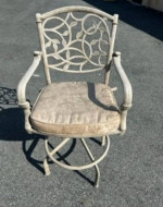 Beautiful Aluminum Bar Height Patio Set Table and 4 Chairs OBO*