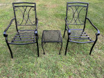Beautiful Bistro Set Table and 2 Chairs OBO*