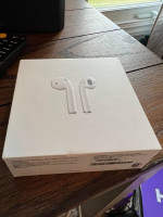 Apple AirPods with Charging Case