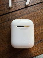 Apple AirPods with Charging Case
