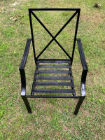 Beautiful Metal Patio Set Large Table and 6 Chairs **