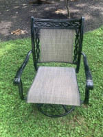 Beautiful Cast Aluminum Patio Set Large Table & 4 Swivel Chairs LOWERE