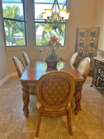 HAVERTY'S "Grand Cayman" formal dining room table set
