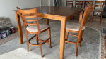 MUST SELL: Coaster Bistro Dining Table & 8 Chairs & Leaf, Very Nice