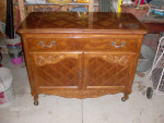 Dining room table, chairs & buffet