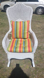 Wicker- like and wood rocker ( LIKE NEW ) with cushions and dice table