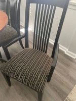 Beautiful Ethan Allen table and chairs dinning table with leaf