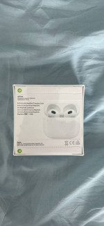 Airpods gen 3 with magsafe charging case