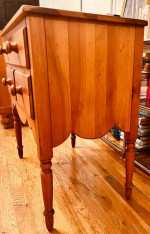 LEXINGTON FURNITURE Bedside Table