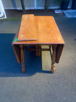 ..Wooden Drop leap table with Extension::