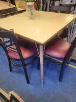 Dining Table/4 chairs