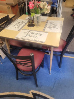 Dining Table/4 chairs