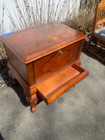:: side table with storage::