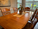 Beautiful Solid Wood Kitchen Table Set: Table with 2 Leafs & 6 Chairs