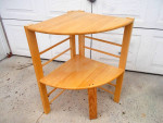 Corner table hardwood