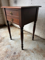 Antique Mahogany 2 Drawers Side Table.
